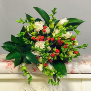 Buchet-3-frezii-albe-1-450x450